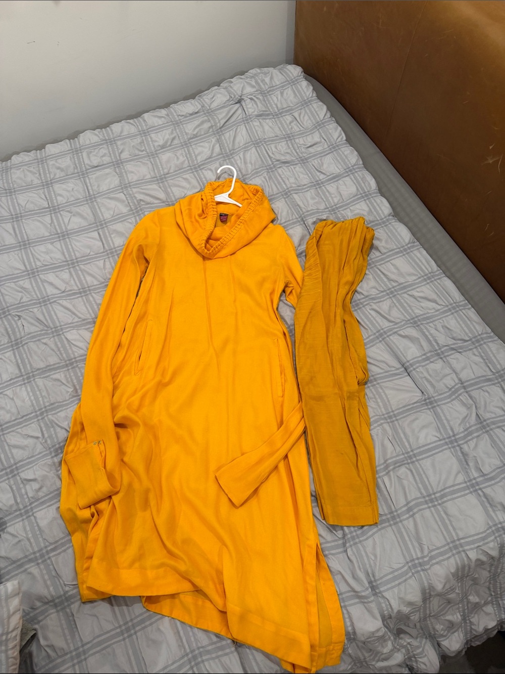 EGO Women’s Mustard Yellow Kaftan Tunic with Scarf